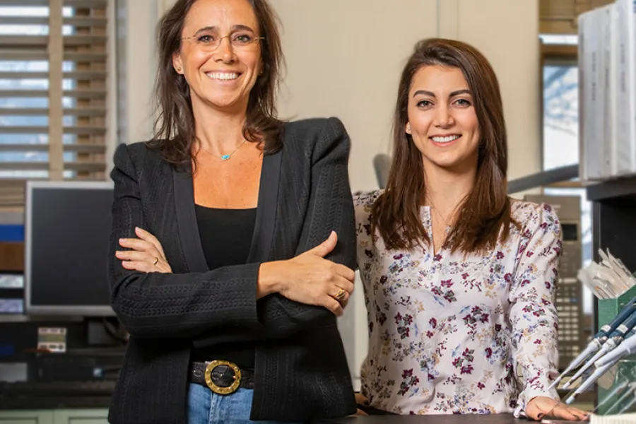 New research led by professor of food science and human nutrition M. Yanina Pepino, left, suggests that just tasting the artificial sweetener sucralose may affect an individual's response on glucose tolerance tests. Graduate student Clara Salame was a co-author of the study. 
